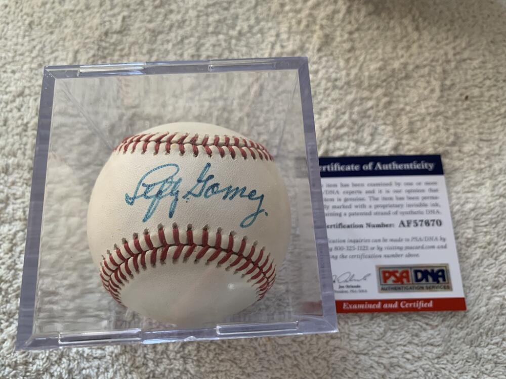 Lefty Gomez Signed Autograph Auto Rawlings Ball MLB Baseball PSA PSA/DNA COA